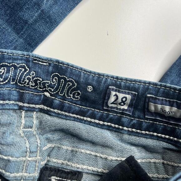 Miss Me Jeans Women’s 28 x 34 Boot Cut Blue Denim Wing Embellished Pockets M3080 - Picture 7 of 12